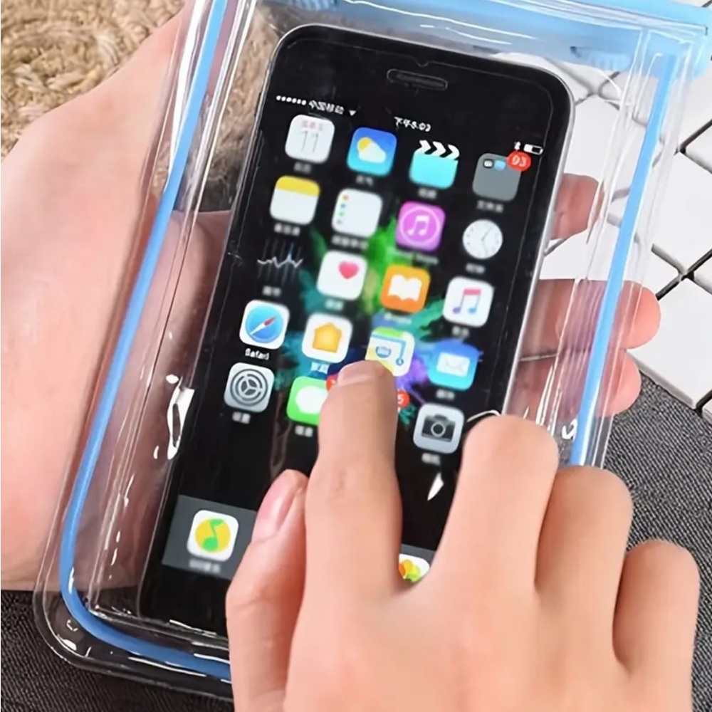 Universal Waterproof Phone Pouch - Blue - Picture 3 of 8